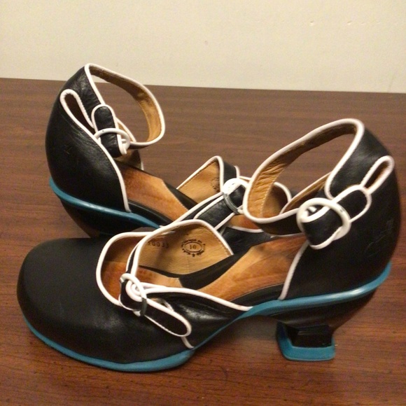 JOHN FLUEVOG MARY JANE SHOES SZ 10 - Picture 7 of 14